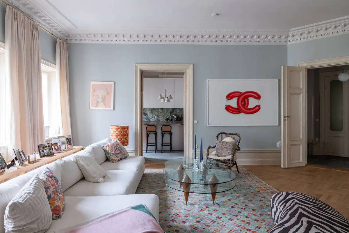 Pastel Tones and Wallpapers in a Grand Turn-of-the-Century Stockholm Apartment 1 grand-turn-of-the-century-apartment-stockholm
