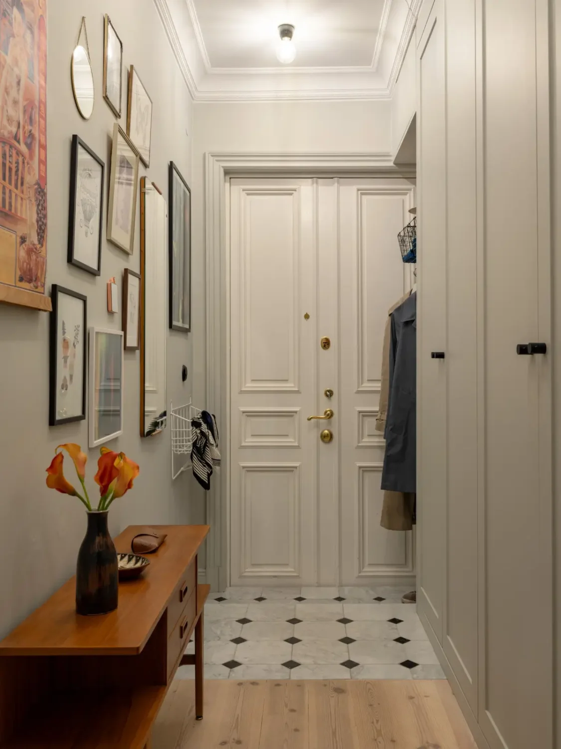 Built-in Storage and Period Features in a Ground Floor Stockholm Apartment 23 late-19th-century-ground-floor-scandinavian-apartment-nordroom