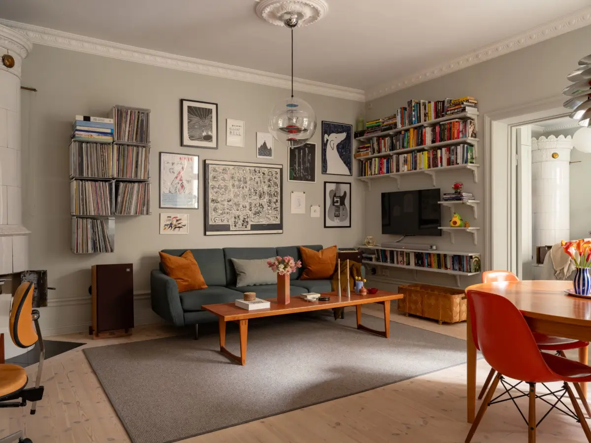 Built-in Storage and Period Features in a Ground Floor Stockholm Apartment 3 late-19th-century-ground-floor-scandinavian-apartment-nordroom