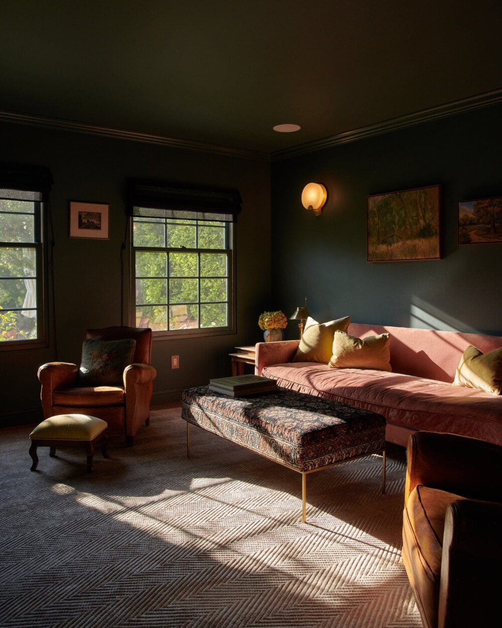Light and Dark Tones in a Beautiful Windsor Square Home 14 light-and-dark-windsor-square-house-los-angeles