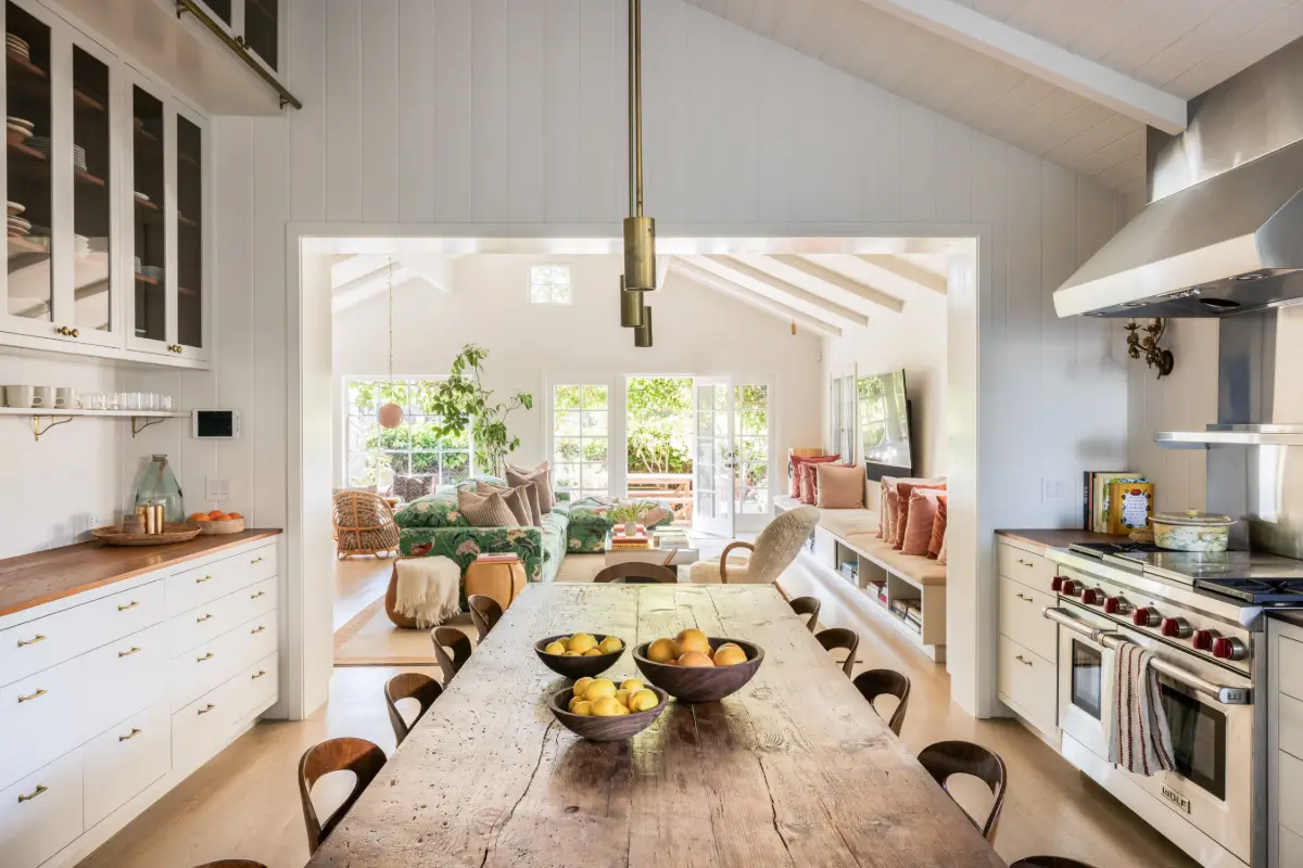 light-filled-house-venice-canals-los-angeles