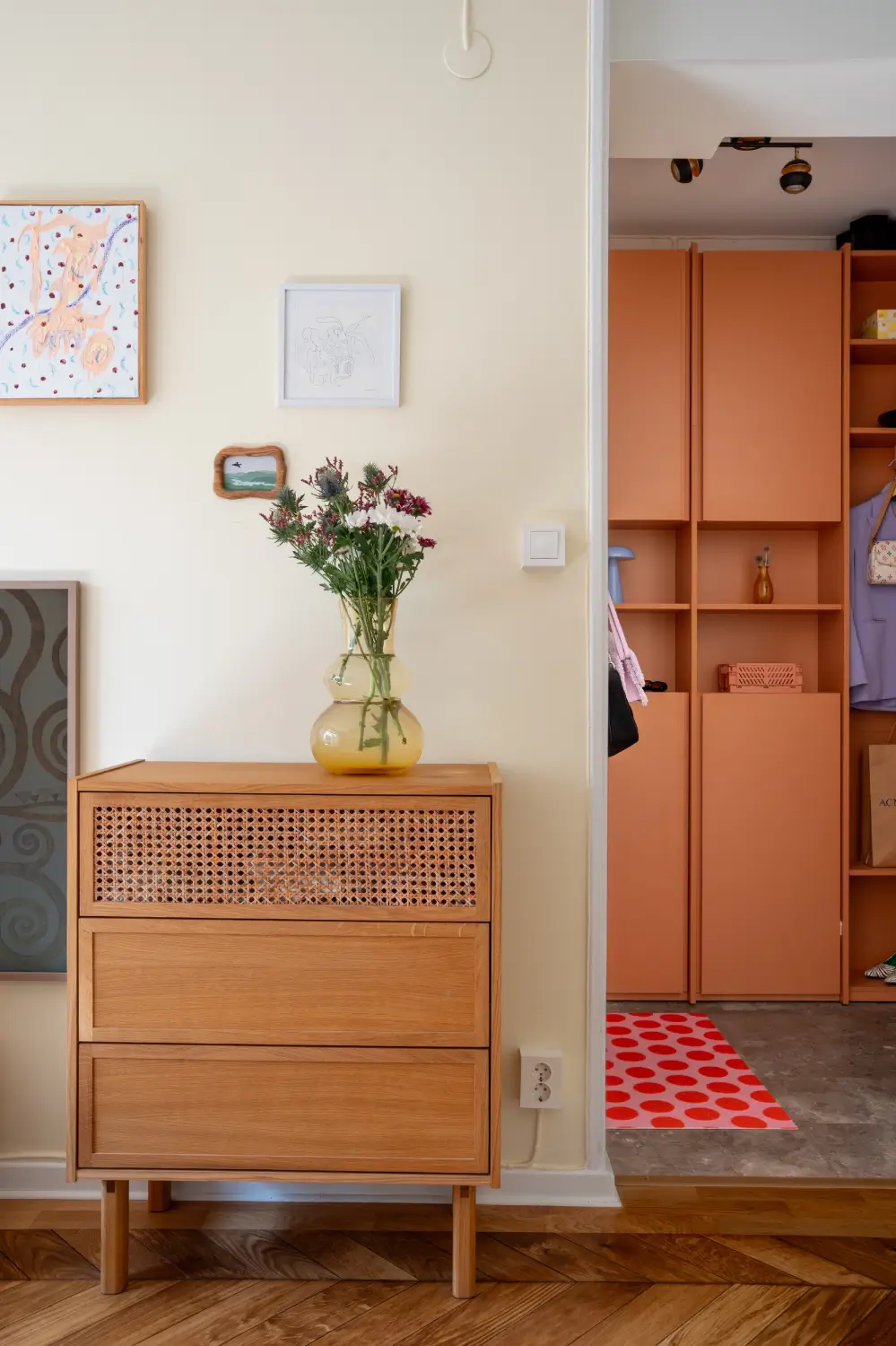 Cheerful Colors in a Small & Light 1940s Apartment in Stockholm 14 open layout small colorful 40s apartment