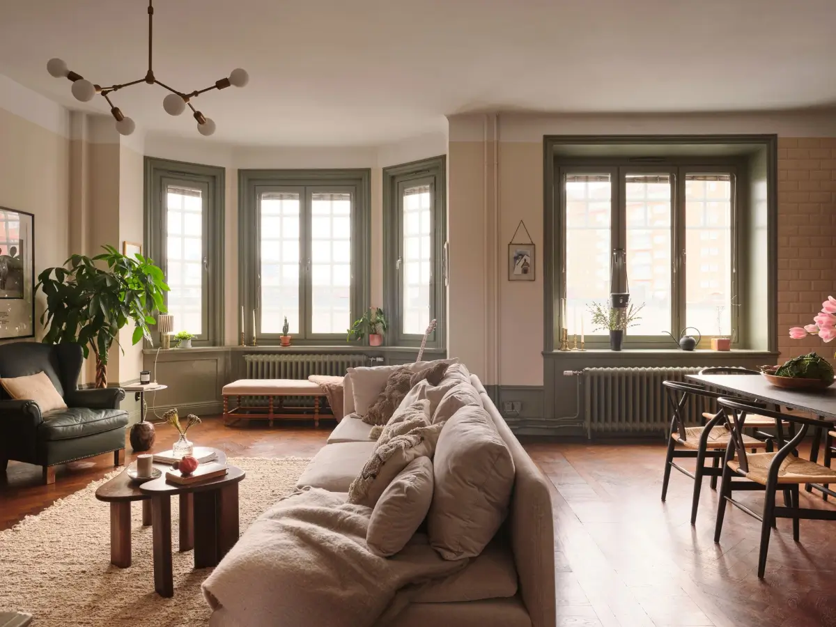 A Spacious Turn-of-the-Century Apartment Painted in Pink, Beige, and Green Tones 2 pink-green-beige-tones-spacious-turn-of-the-century-apartment-stockholm-nordroom