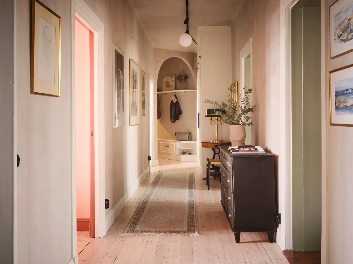 A Spacious Turn-of-the-Century Apartment Painted in Pink, Beige, and Green Tones 27 pink-green-beige-tones-spacious-turn-of-the-century-apartment-stockholm-nordroom