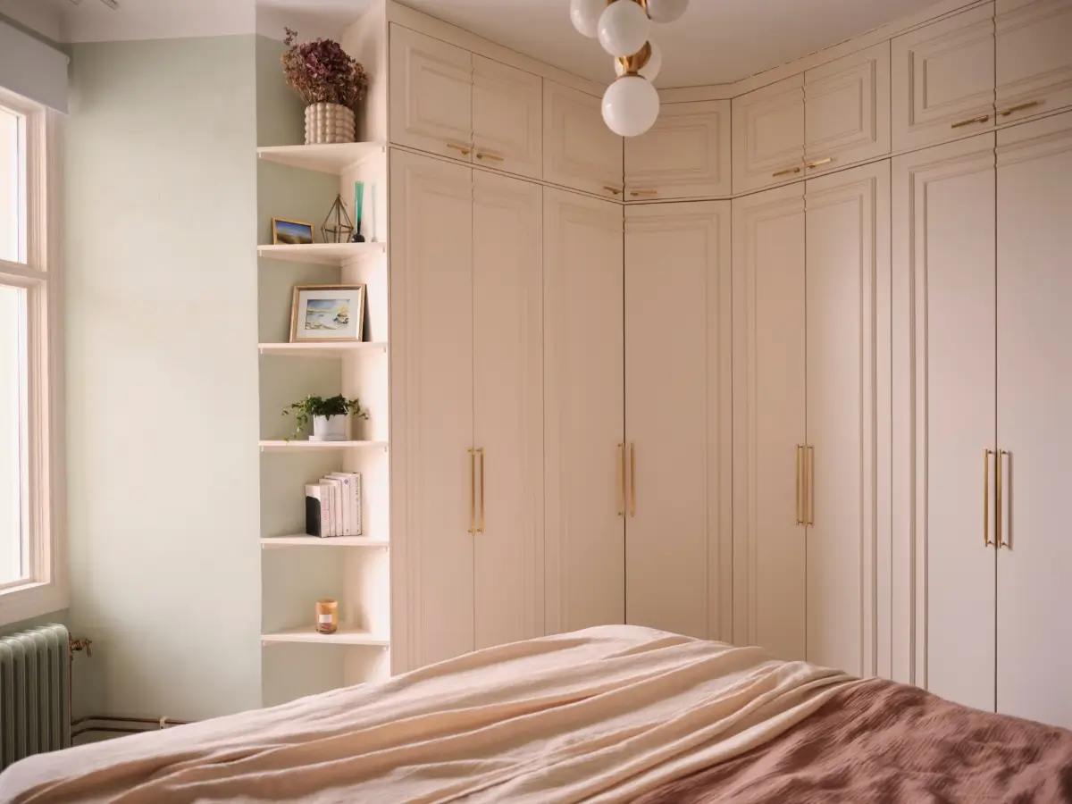 A Spacious Turn-of-the-Century Apartment Painted in Pink, Beige, and Green Tones 24 pink-green-beige-tones-spacious-turn-of-the-century-apartment-stockholm-nordroom