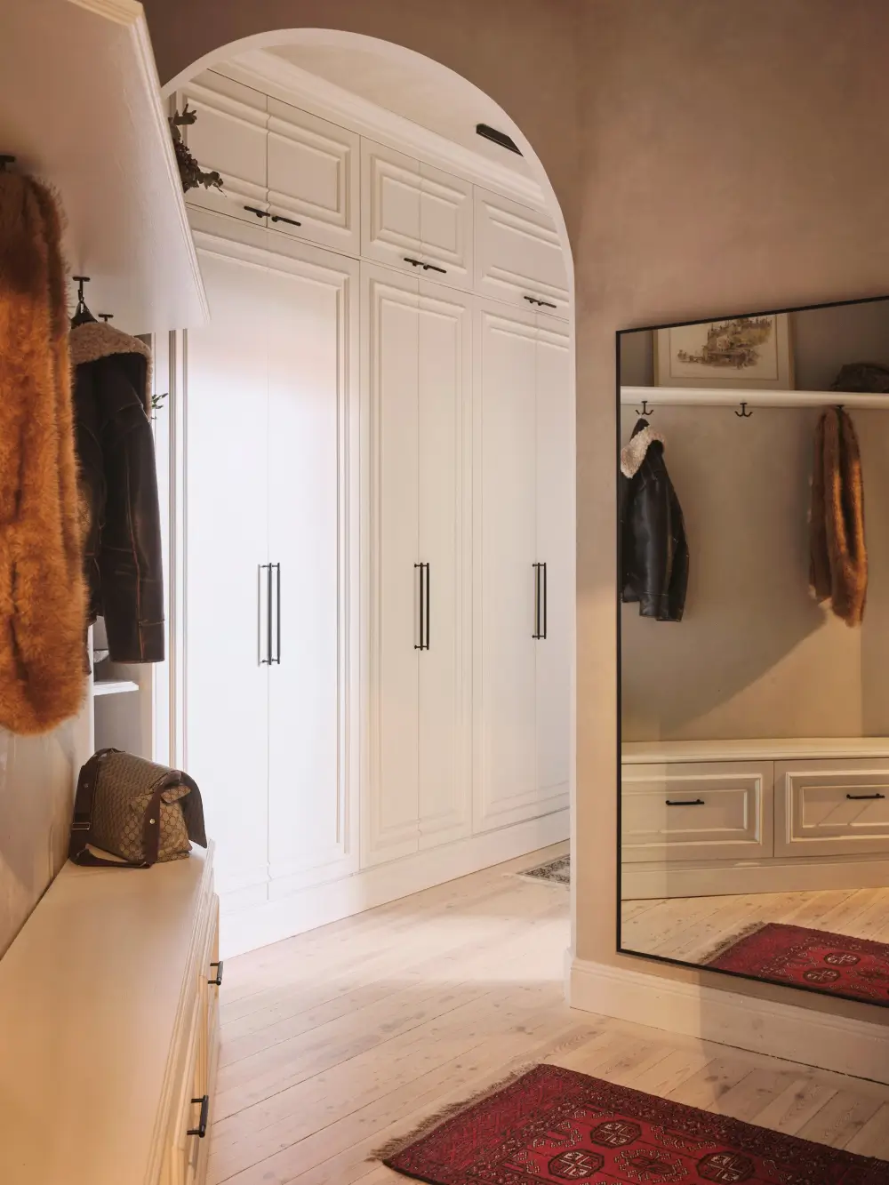 A Spacious Turn-of-the-Century Apartment Painted in Pink, Beige, and Green Tones 34 pink-green-beige-tones-spacious-turn-of-the-century-apartment-stockholm-nordroom