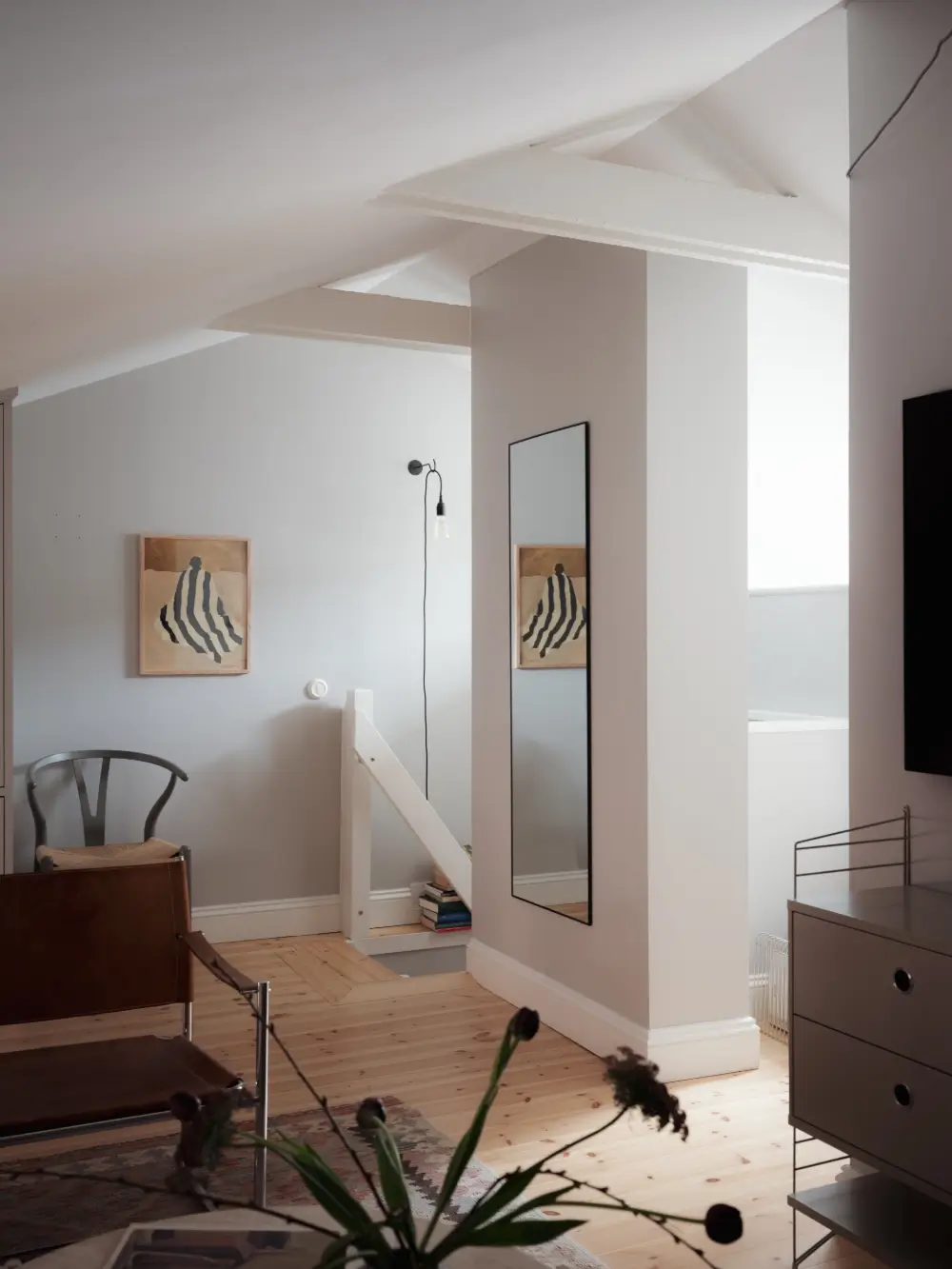 A Serene Duplex Apartment Pairs Period Elements with Modern Comforts 28 renovated-19th-century-duplex-apartment-sweden-nordroom