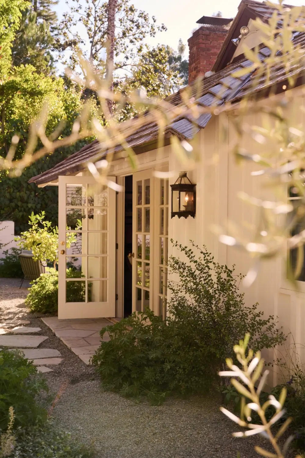 renovated-california-ranch-los-angeles