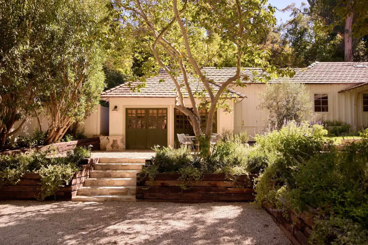 renovated-california-ranch-los-angeles