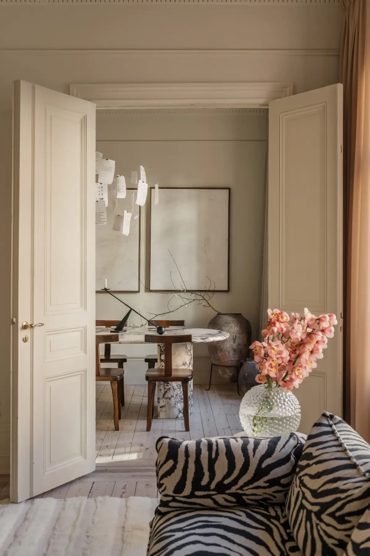 renovated-turn-of-the-century-apartment-stockholm-nordroom