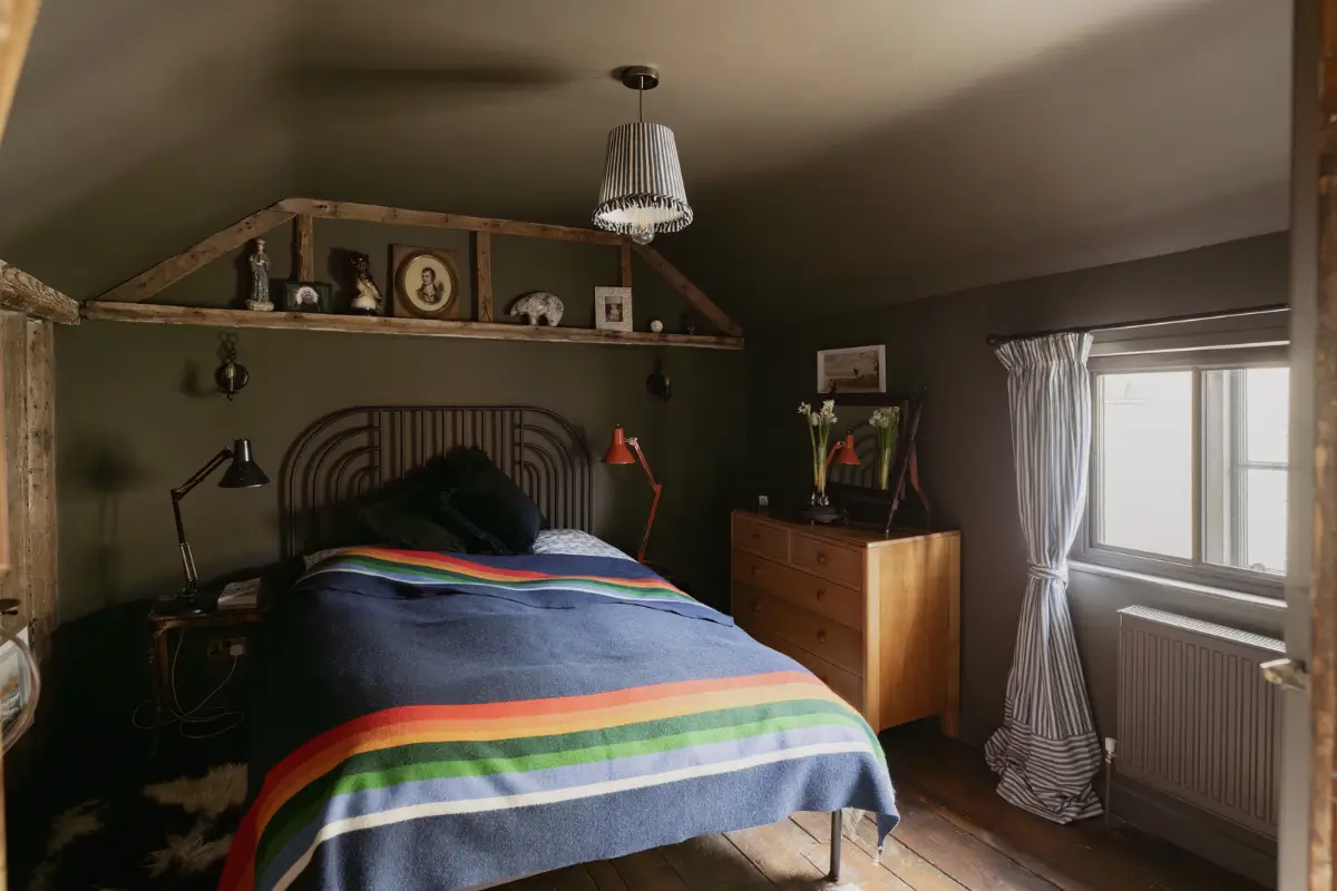 A 19th-Century Old Bank House is a Cozy and Rustic Family Home 22 restored-former-bank-house-england