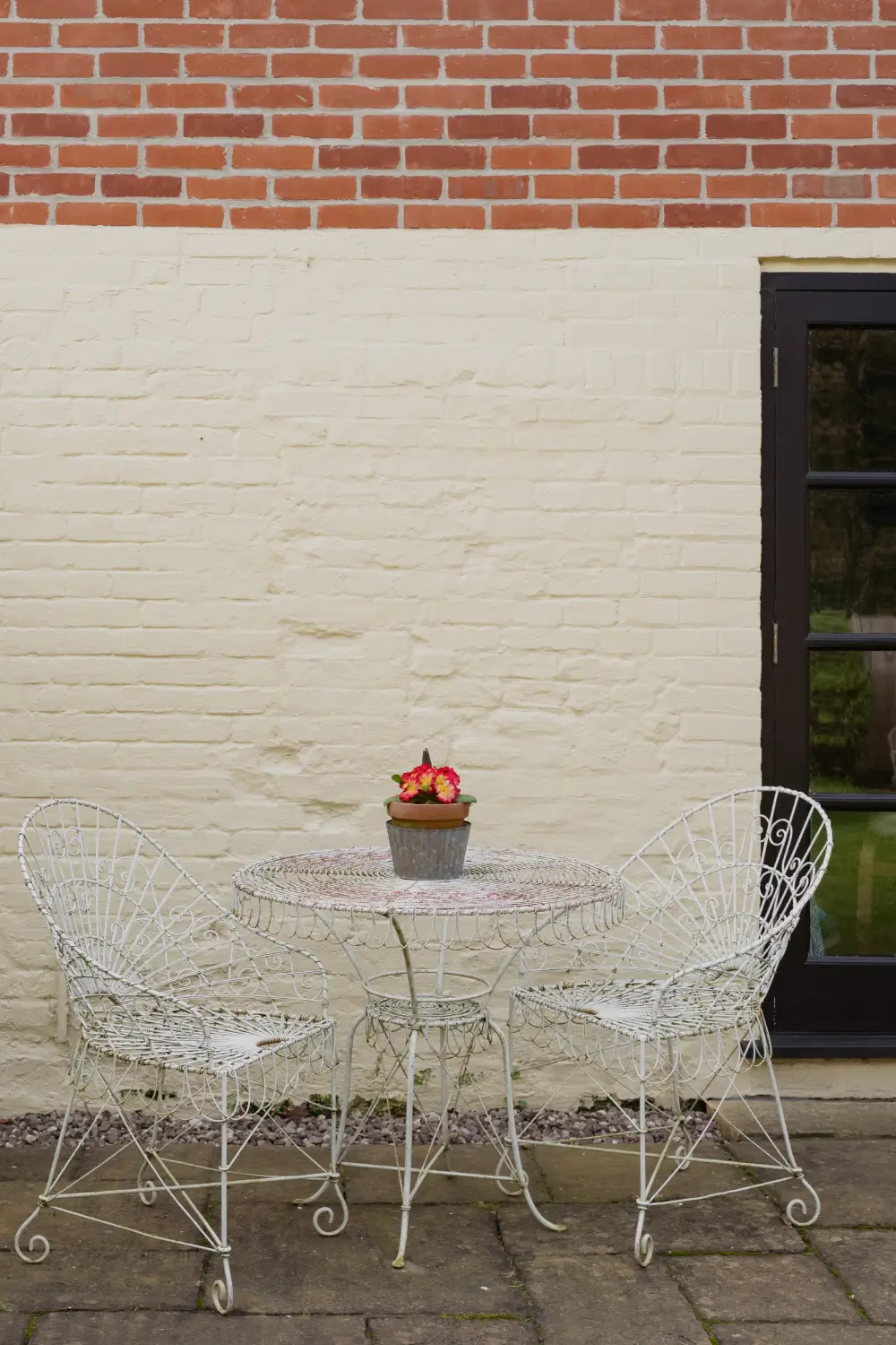 A 19th-Century Old Bank House is a Cozy and Rustic Family Home 26 restored-former-bank-house-england