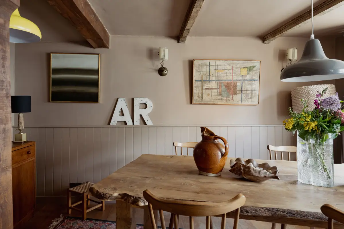 A 19th-Century Old Bank House is a Cozy and Rustic Family Home 4 restored-former-bank-house-england