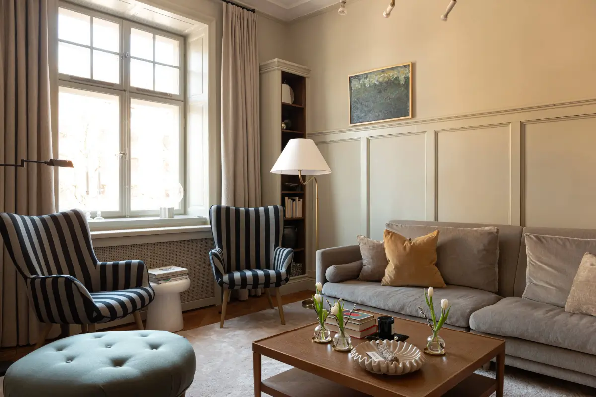 A Spacious Kitchen and Dining Area in a Serene Stockholm Apartment 2 serene-renovated-apartment-large-kitchen-nordroom