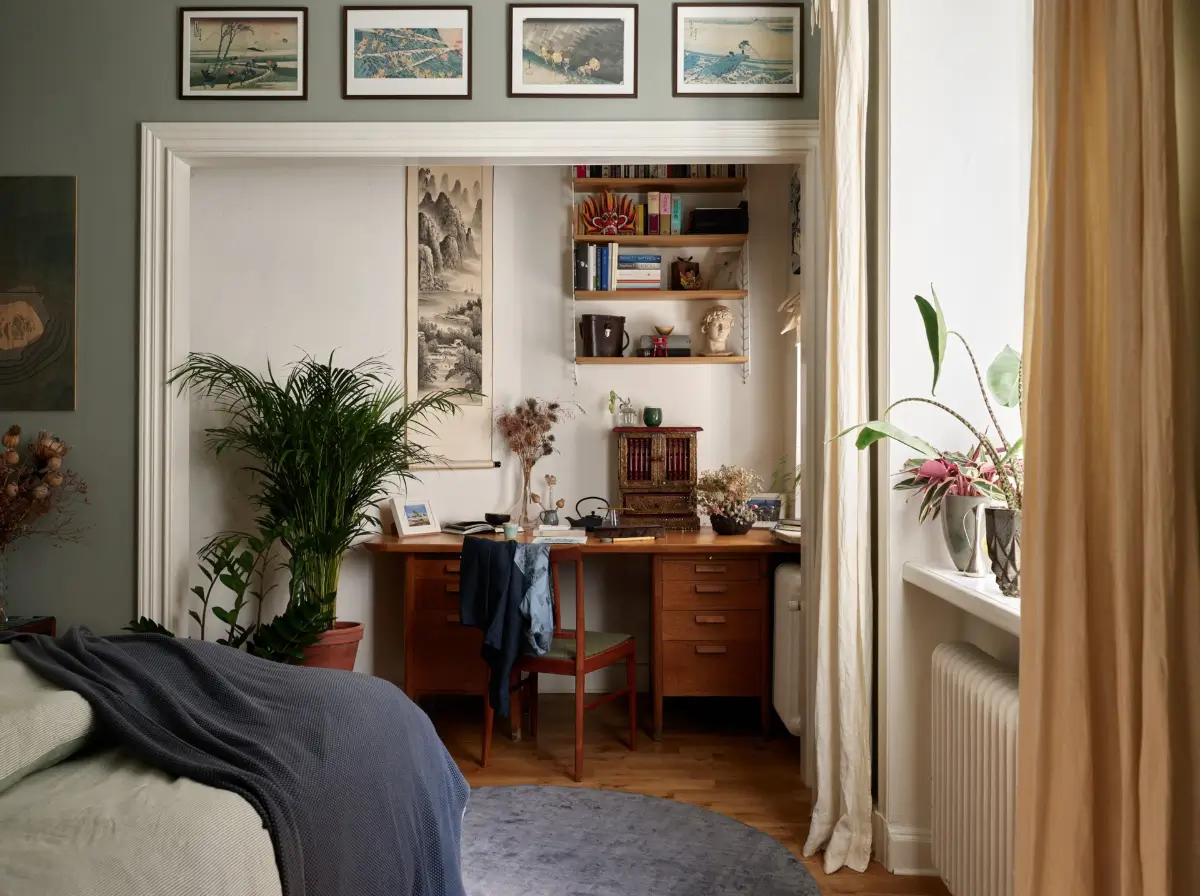 A Small Ground Floor Apartment with Cozy Nooks, Plants, and an IKEA Kitchen 14 small-ground-floor-apartment-stockholm-nordroom