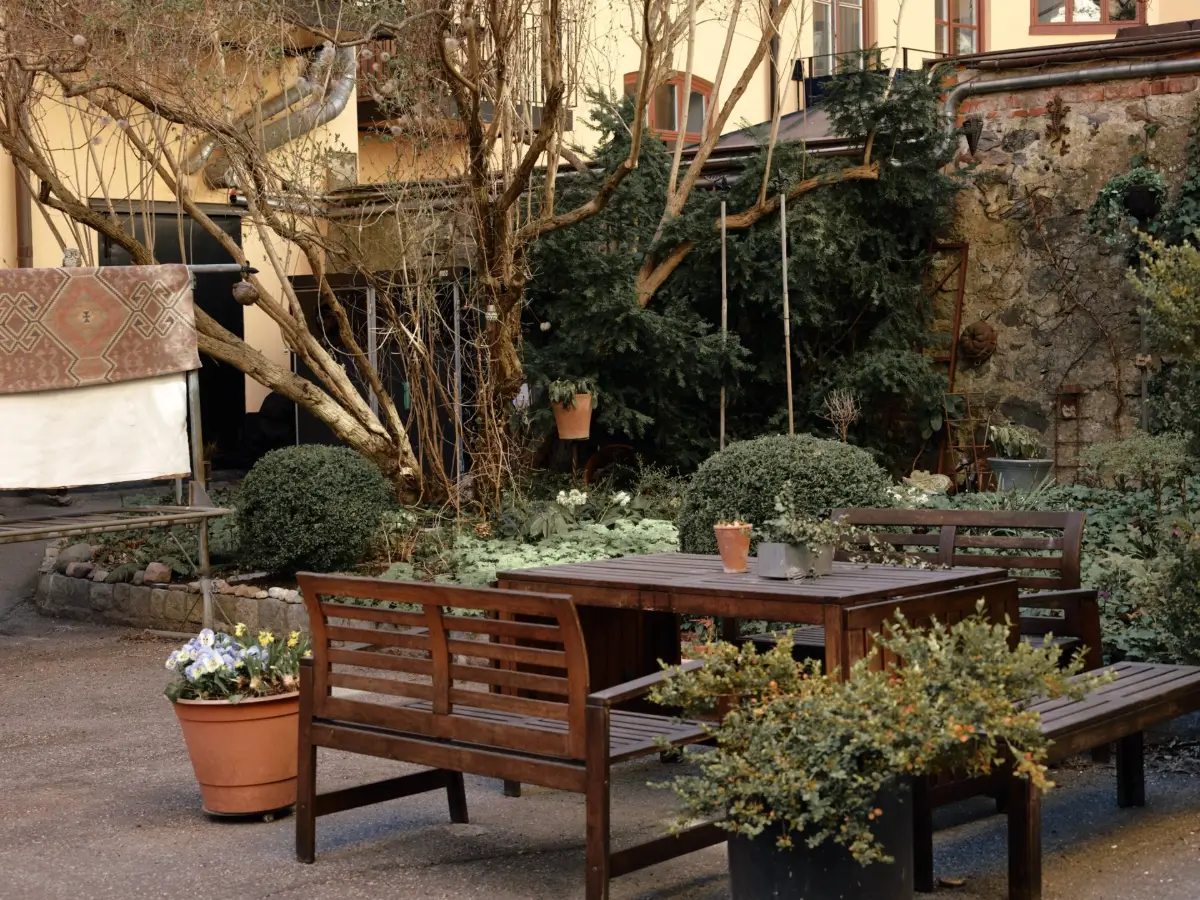 A Small Ground Floor Apartment with Cozy Nooks, Plants, and an IKEA Kitchen 25 small-ground-floor-apartment-stockholm-nordroom