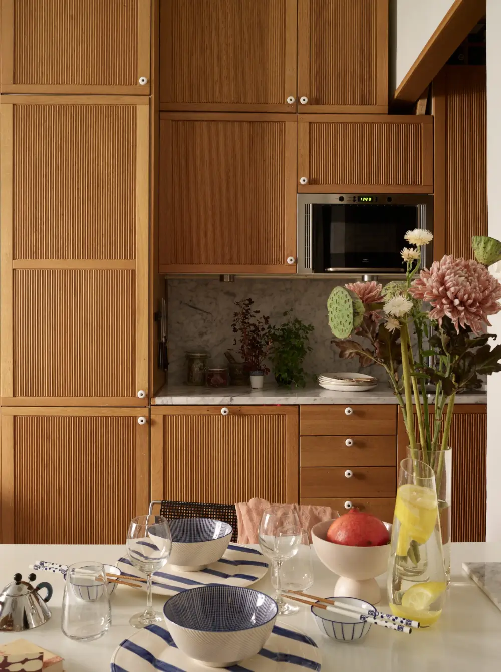 A Small Ground Floor Apartment with Cozy Nooks, Plants, and an IKEA Kitchen 8 small-ground-floor-apartment-stockholm-nordroom