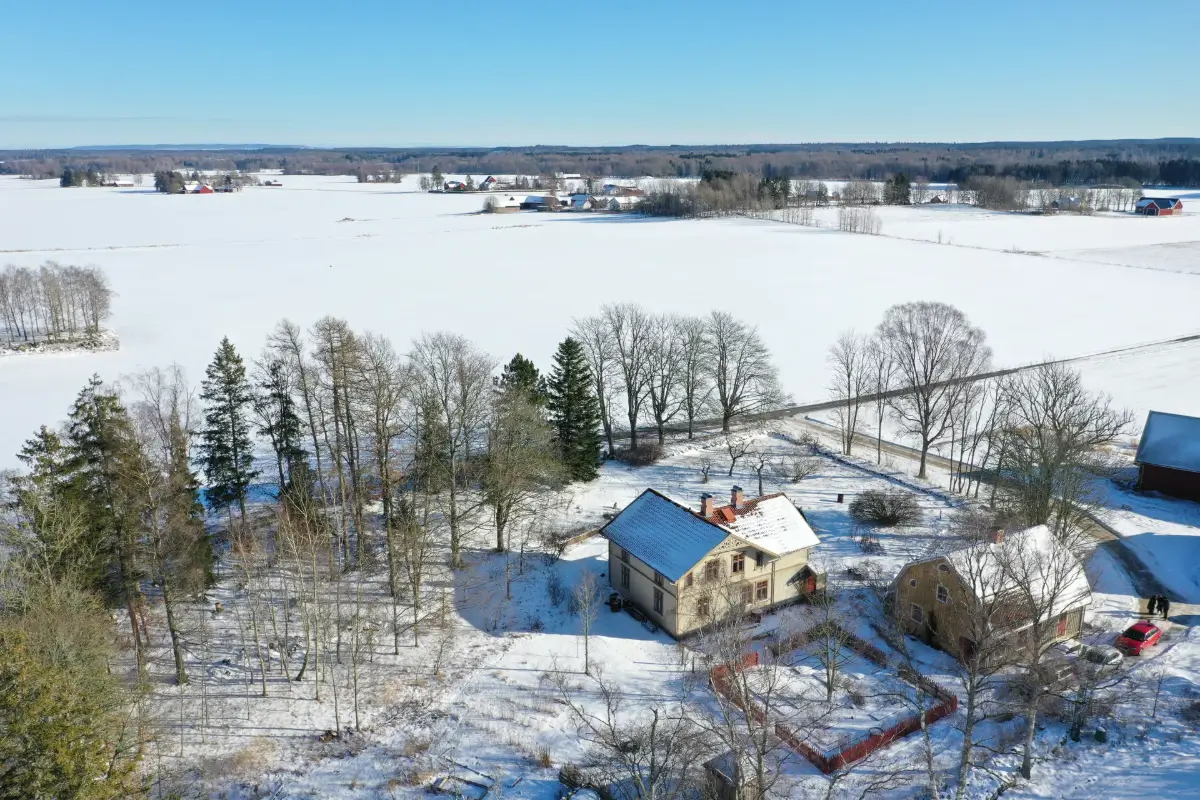 Historic Charm in a Beautiful, Restored Early 20th-Century Swedish Home 57 spacious-early-20th-century-villa-south-sweden