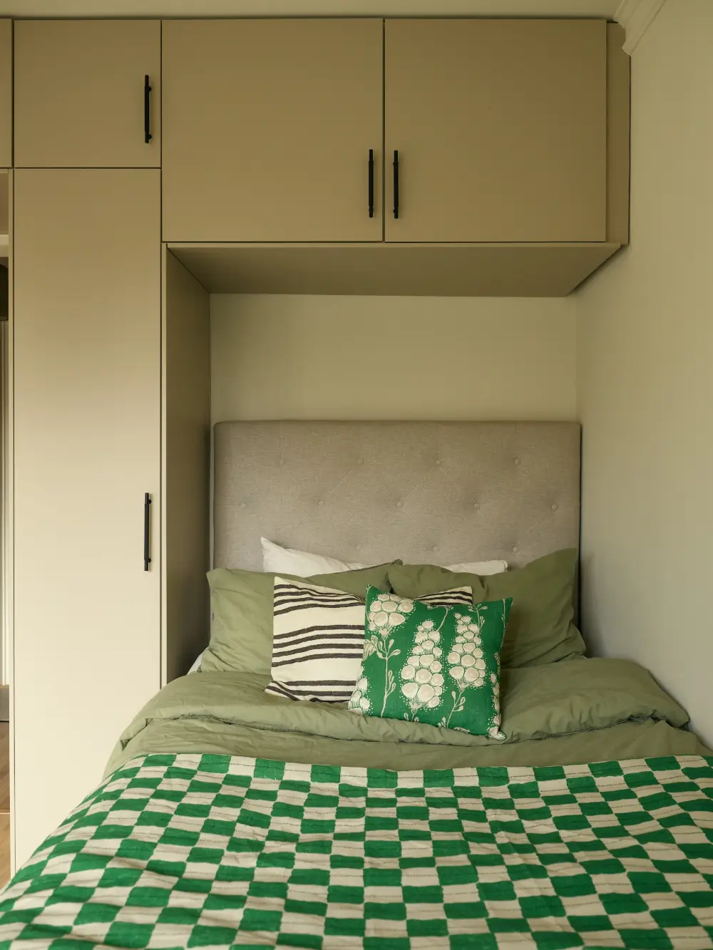 Studio Apartment Layout Ideas: Living Small is Looking Good 13 studio-apartment-bed-niche-created-with-wardrobes-nordroom