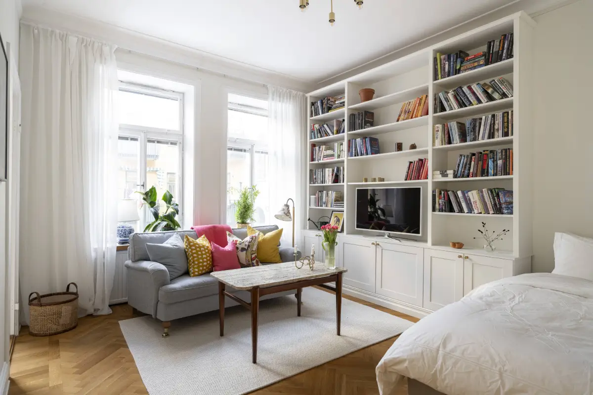 Studio Apartment Layout Ideas: Living Small is Looking Good 34 studio-apartment-layout-sofa-bed-facing-each-other-nordroom