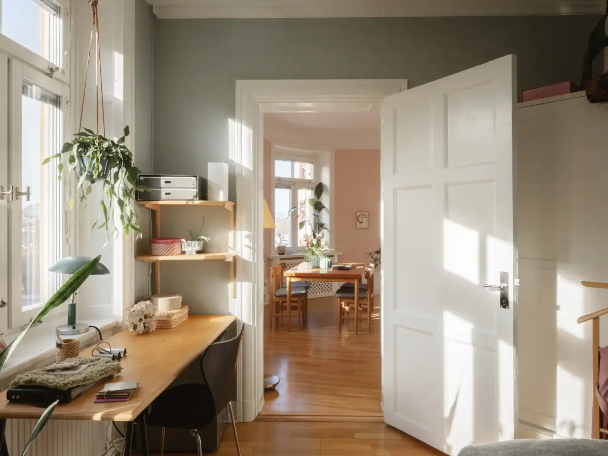 A New Period-Style Kitchen and Bathroom in a Turn-of-the-Century Apartment 11 turn-of-the-century-apartment-custom-built-kitchen-nordroom