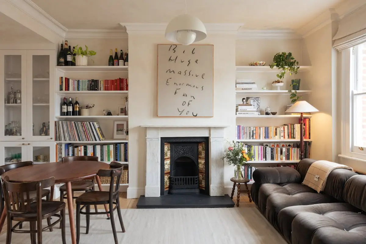 A Two-Bedroom Victorian Apartment with a Yellow Kitchen and a Roof Terrace 1 two-bedroom-victorian-apartment-yellow-kitchen-roof-terrace-nordroom