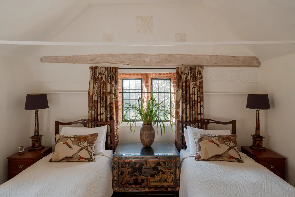 A Mint-Green Kitchen in a 16th-Century English Country House 19 16th-century-country-house-england