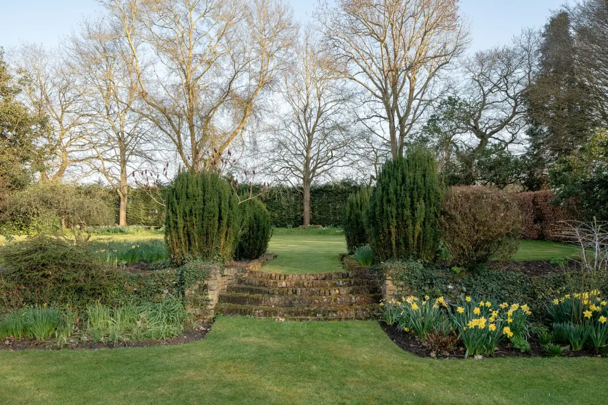 A Mint-Green Kitchen in a 16th-Century English Country House 25 16th-century-country-house-england