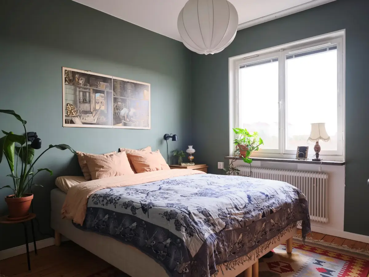 Green Tones, Plants, and Midcentury Design in a 1940s Apartment 17 1940-apartment-spacious-kitchen-nordroom