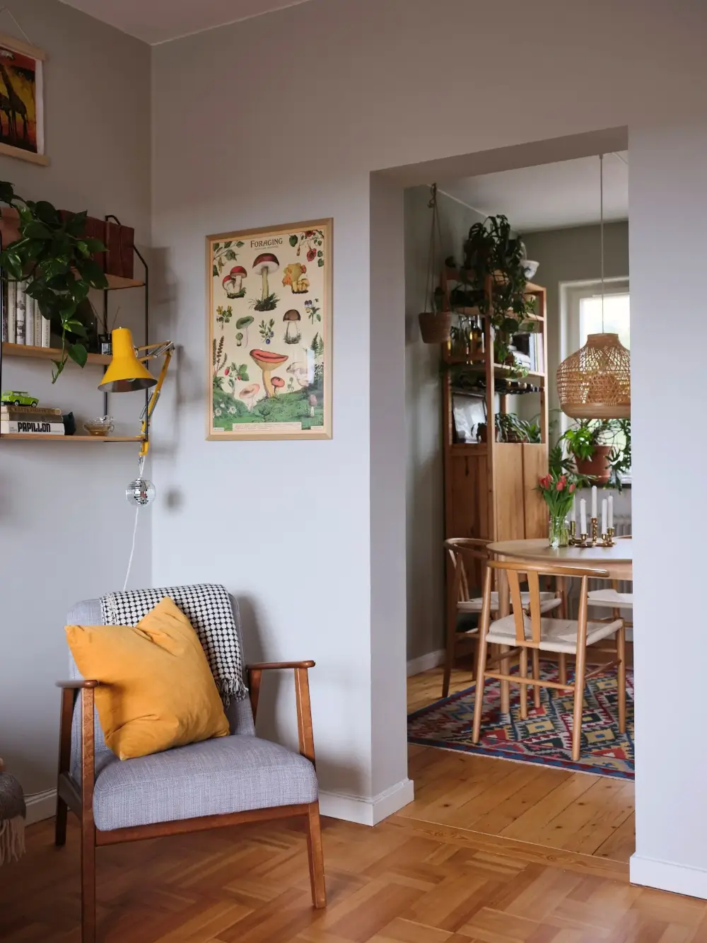 Green Tones, Plants, and Midcentury Design in a 1940s Apartment 7 1940-apartment-spacious-kitchen-nordroom