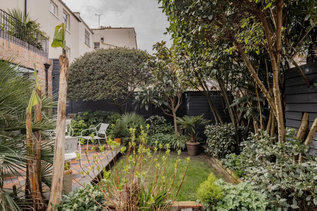 An 1830s Cheltenham Townhouse with a Crittall Glazed Extension 11 19th-century-english-house-crittall-glazed-extension