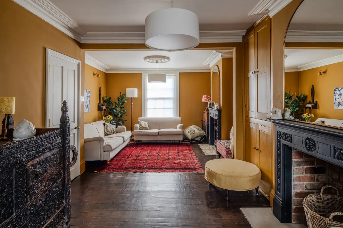 An 1830s Cheltenham Townhouse with a Crittall Glazed Extension 1 19th-century-english-house-crittall-glazed-extension