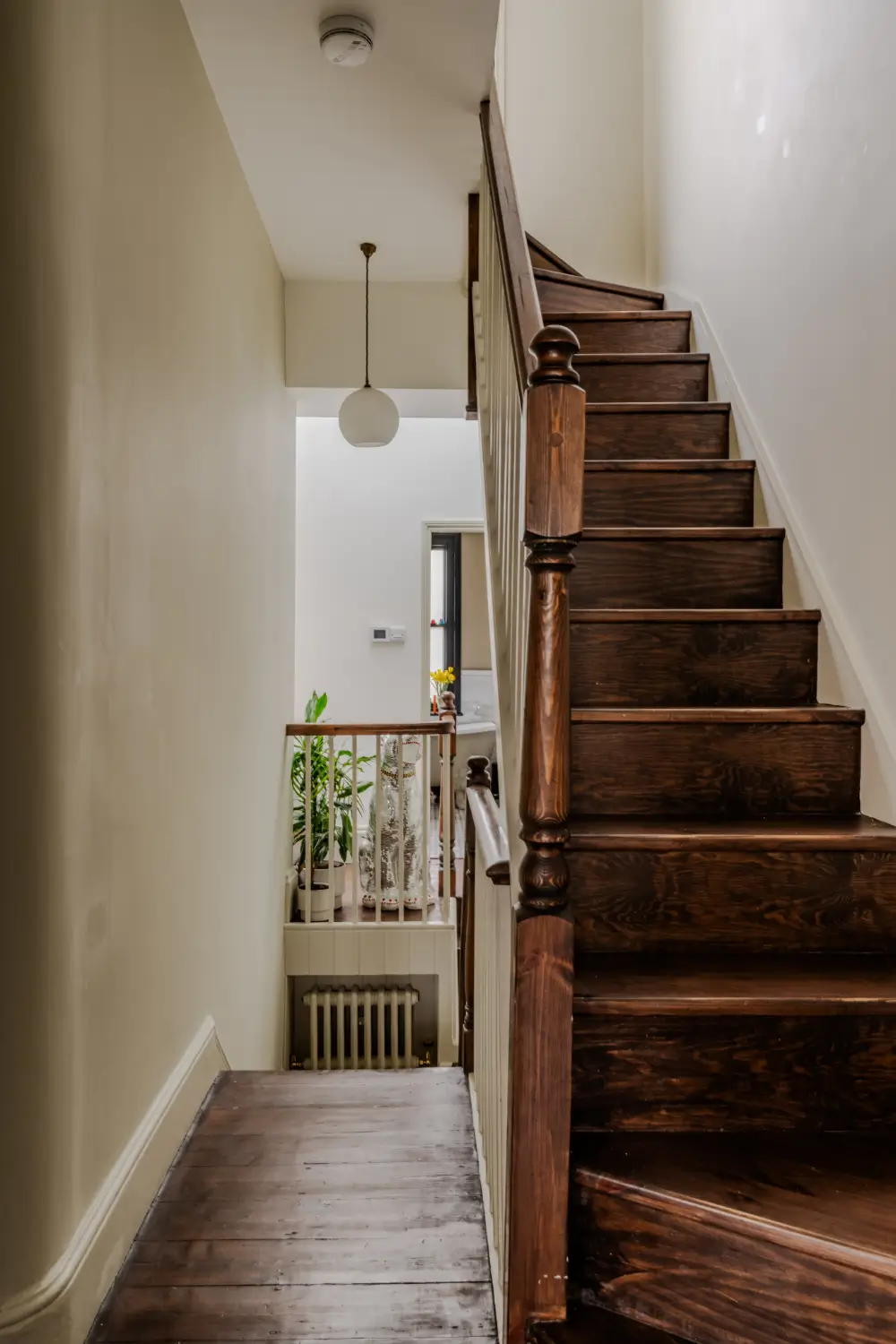 An 1830s Cheltenham Townhouse with a Crittall Glazed Extension 25 19th-century-english-house-crittall-glazed-extension