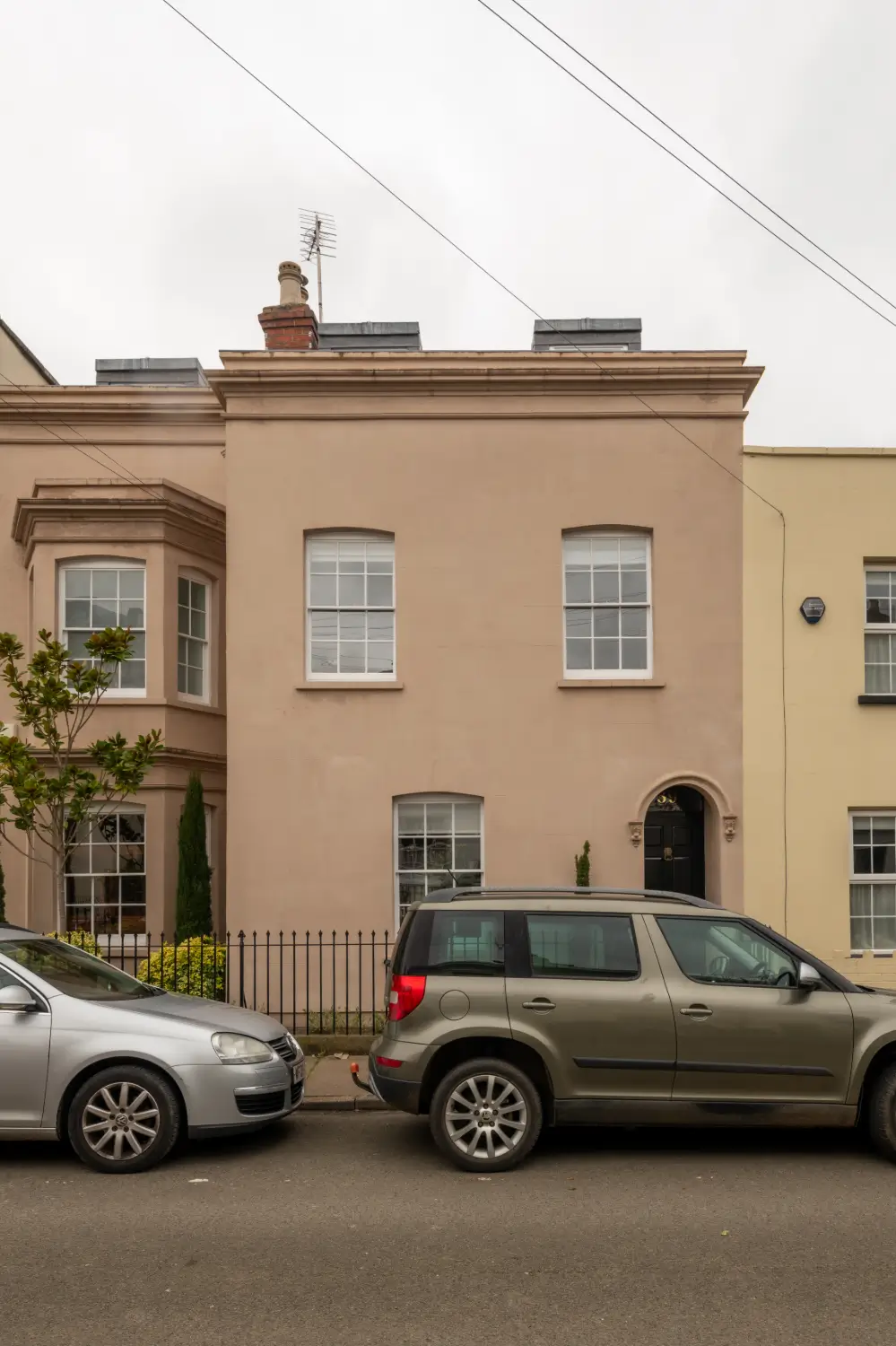 An 1830s Cheltenham Townhouse with a Crittall Glazed Extension 34 19th-century-english-house-crittall-glazed-extension