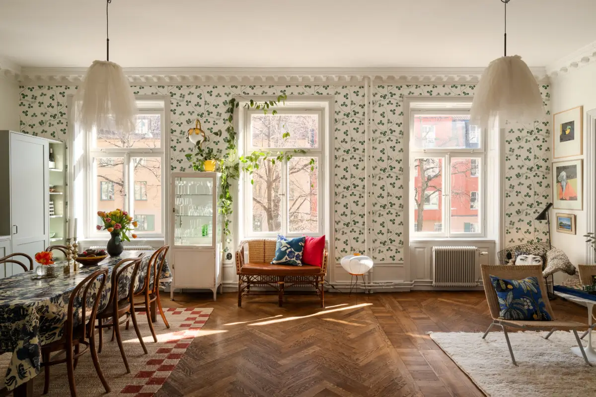 Josef Frank Designs in a Spacious Late 19th-Century Apartment 1 botanical-wallpaper-stockholm-apartment-nordroom