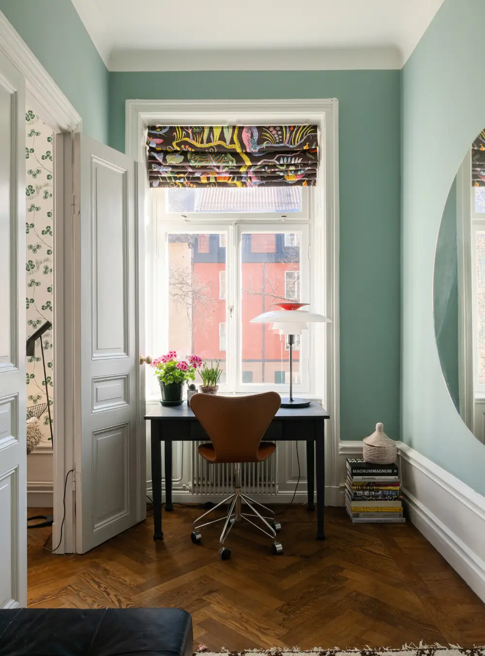 Josef Frank Designs in a Spacious Late 19th-Century Apartment 12 botanical-wallpaper-stockholm-apartment-nordroom