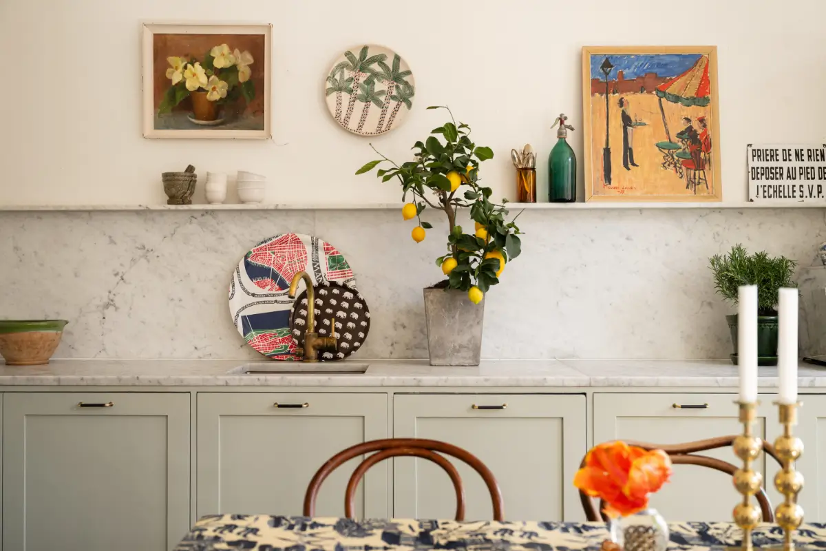 Josef Frank Designs in a Spacious Late 19th-Century Apartment 6 botanical-wallpaper-stockholm-apartment-nordroom