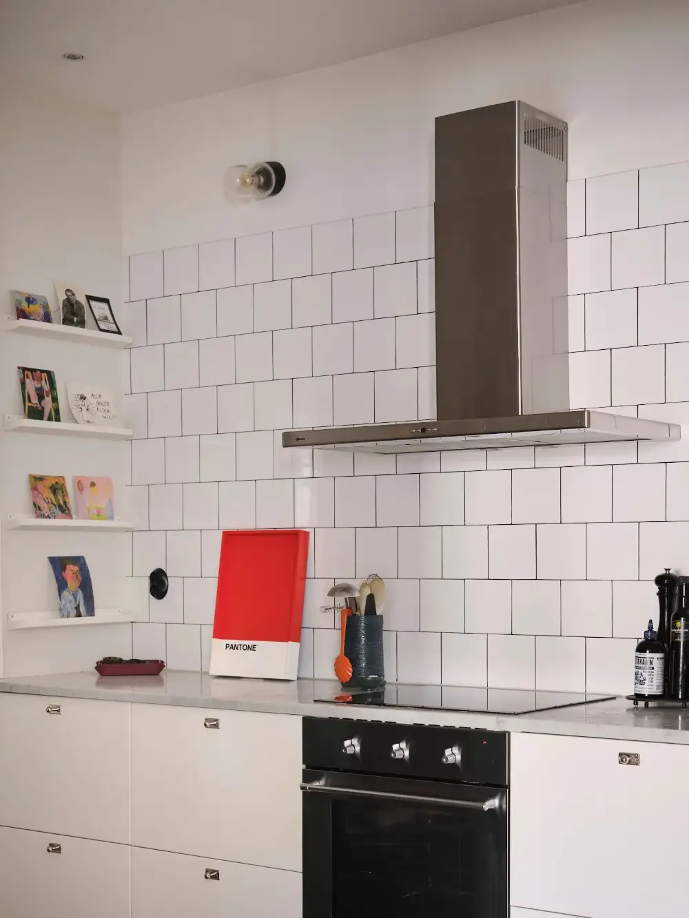 Modern Elements, Fun Colors, and Period Charm in a Stockholm Apartment 17 bright-1920s-apartment-sodermalm-stockholm-nordroom