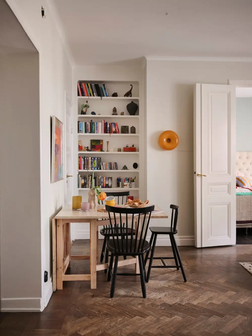 Modern Elements, Fun Colors, and Period Charm in a Stockholm Apartment 6 bright-1920s-apartment-sodermalm-stockholm-nordroom