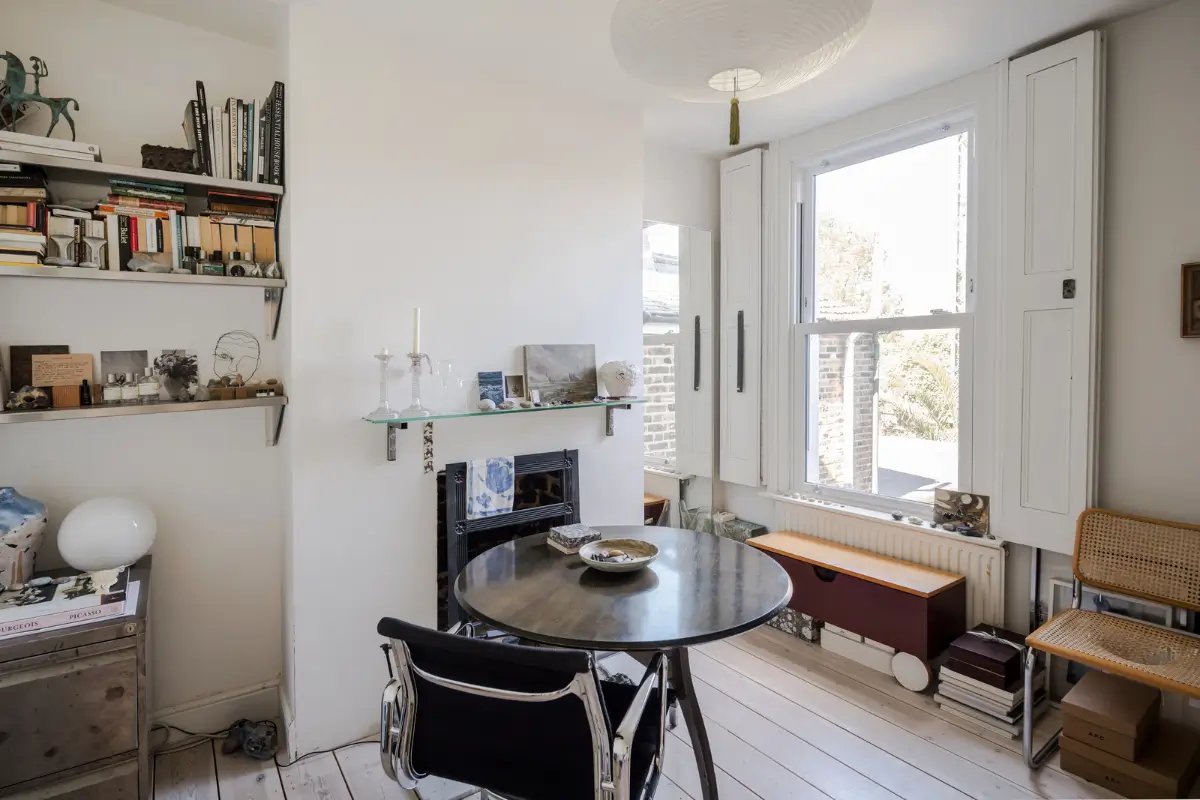 Bright Interiors Pair Modern Design with Victorian Elements in a London Apartment 9 bright-one-bedroom-london-apartment-garden-victorian-terrace
