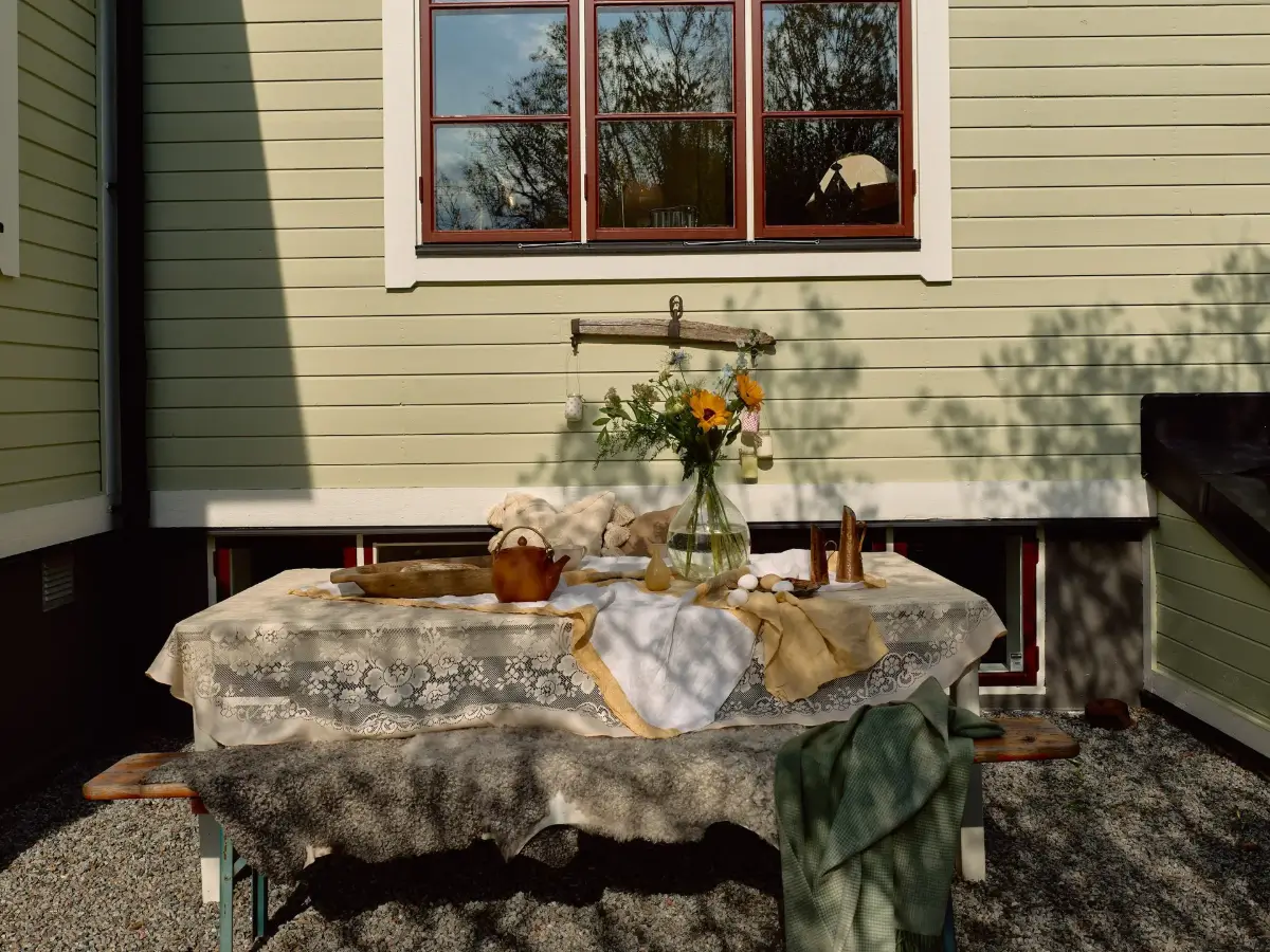 A Characteristic Swedish Family Home with a Tower Room 46 charming-swedish-family-home-tower-room-nordroom