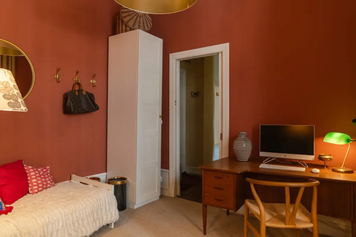 A Warm Color Scheme in a Classic Turn-of-the-Century Apartment 32 classic-turn-of-the-century-apartment-stockholm-nordroom