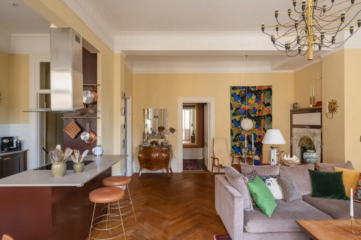 A Warm Color Scheme in a Classic Turn-of-the-Century Apartment 5 classic-turn-of-the-century-apartment-stockholm-nordroom