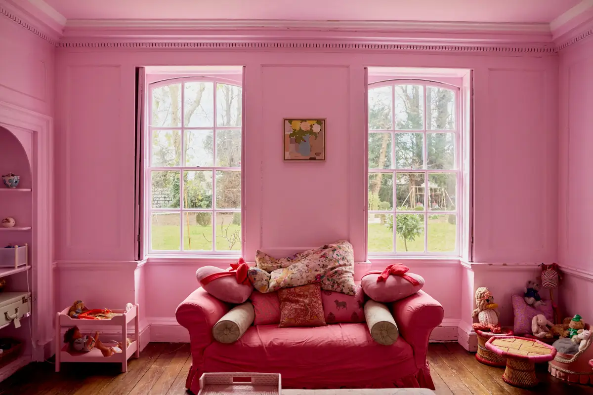 Playful and Colorful Interiors in a Grand Georgian House in the English Countryside 15 colorful-eclectic-art-filled-manor-house-england