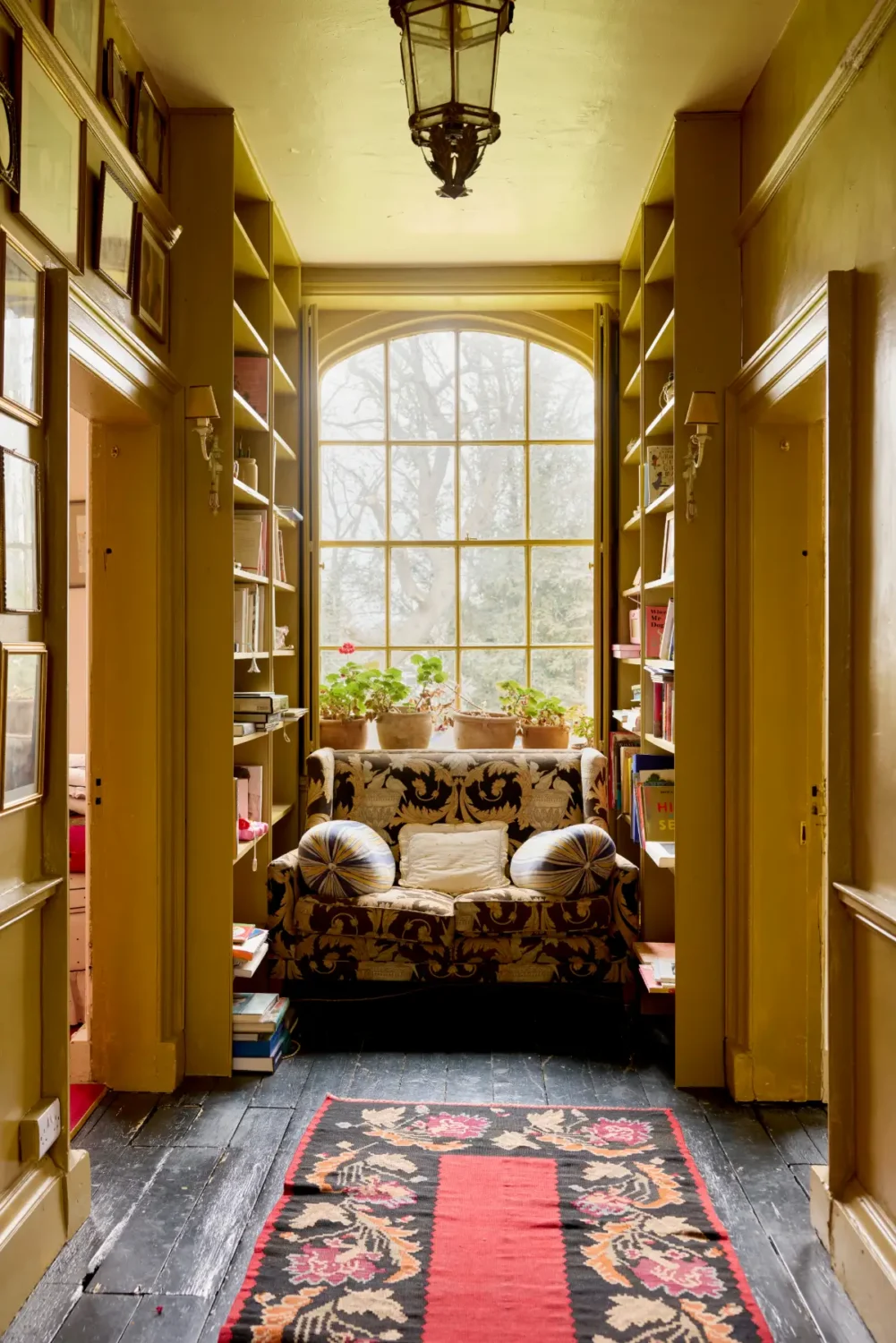 Playful and Colorful Interiors in a Grand Georgian House in the English Countryside 16 colorful-eclectic-art-filled-manor-house-england