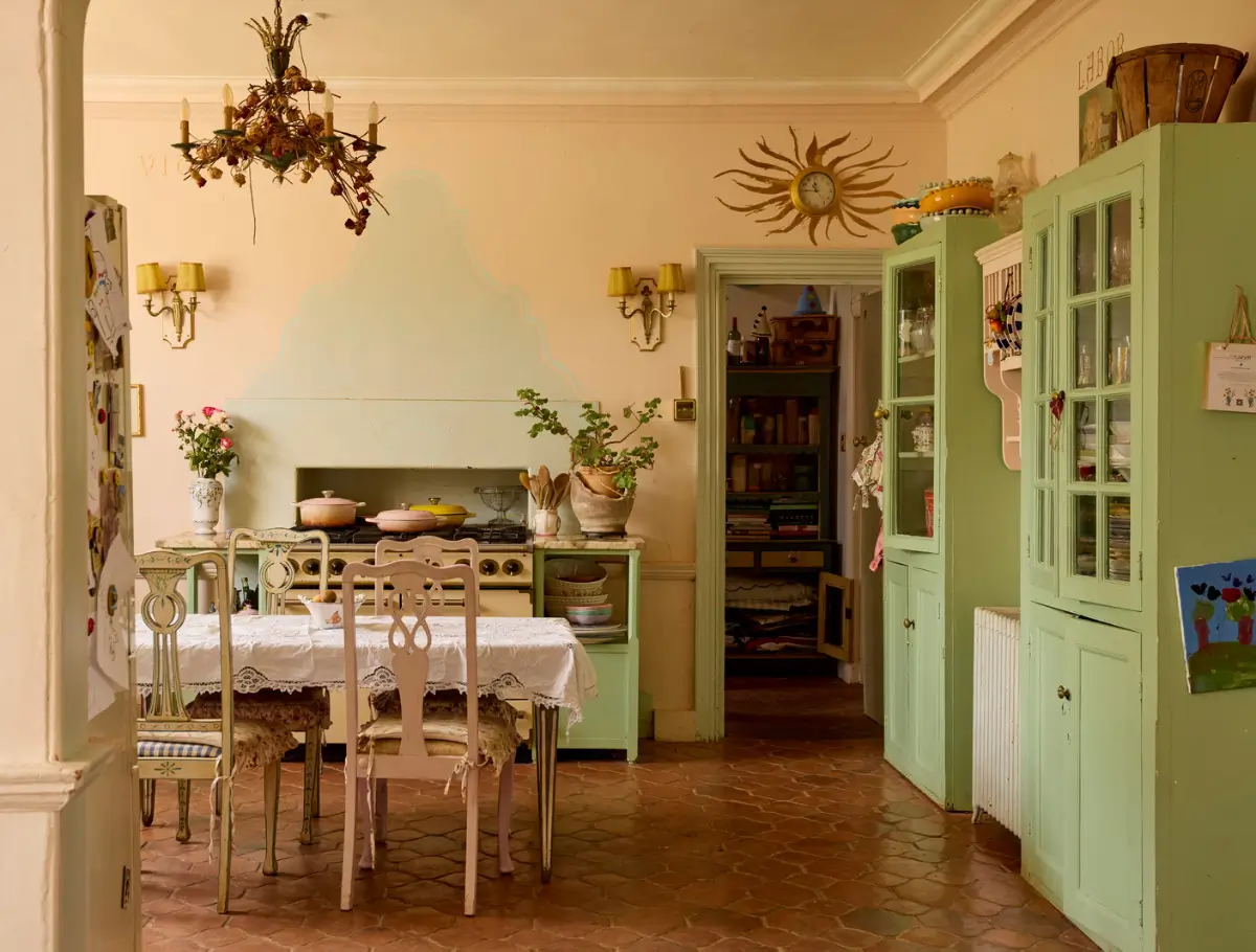 Playful and Colorful Interiors in a Grand Georgian House in the English Countryside 11 colorful-eclectic-art-filled-manor-house-england