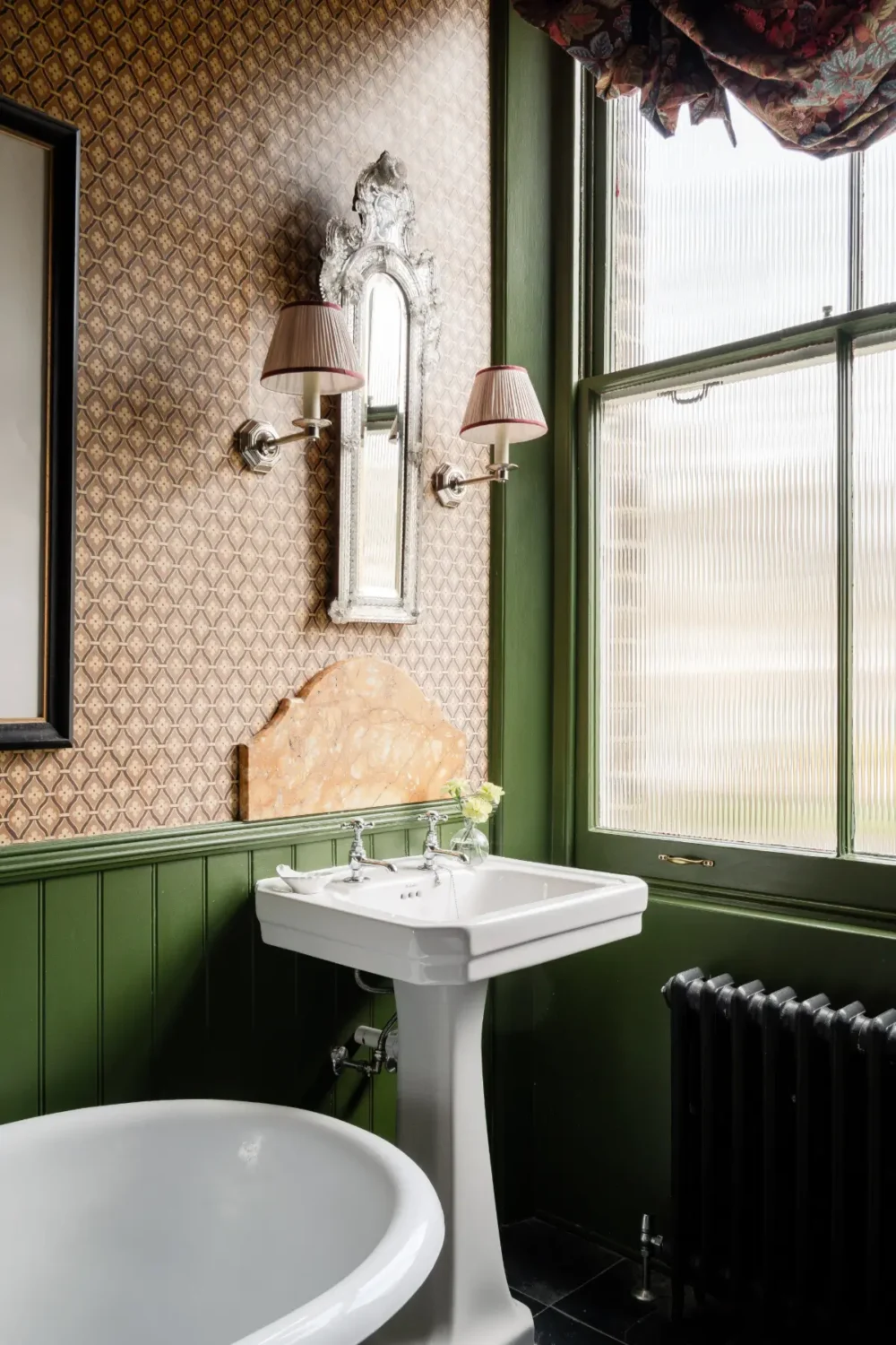 A Pink and Green Color Palette in the Eclectic London Apartment of Two Designers 13 colorful-eclectic-london-apartment-luke-edward-hall-duncan-campbell