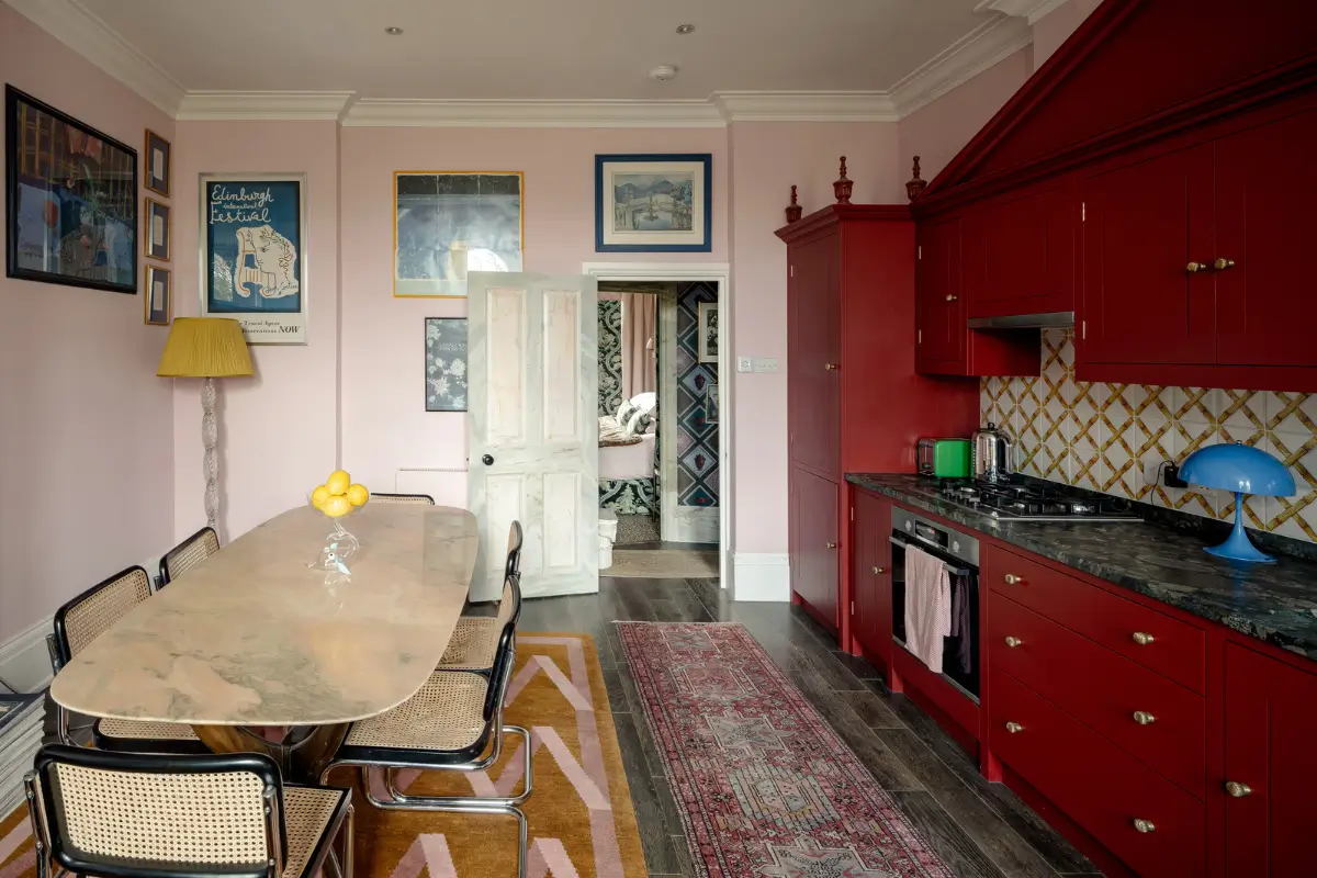 A Pink and Green Color Palette in the Eclectic London Apartment of Two Designers 6 colorful-eclectic-london-apartment-luke-edward-hall-duncan-campbell