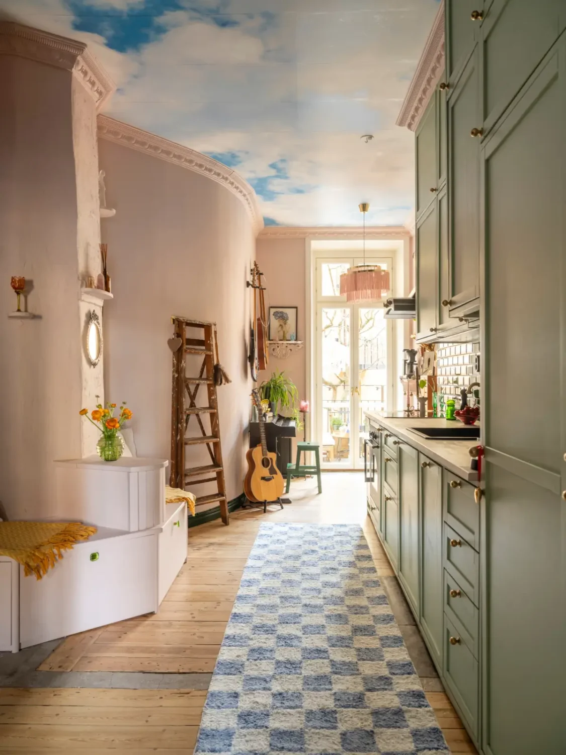 A Stockholm Apartment Color-Drenched in Green, Pink, and Blue Tones 6 cozy-colorful-turn-of-the-century-apartment-stockholm-nordroom