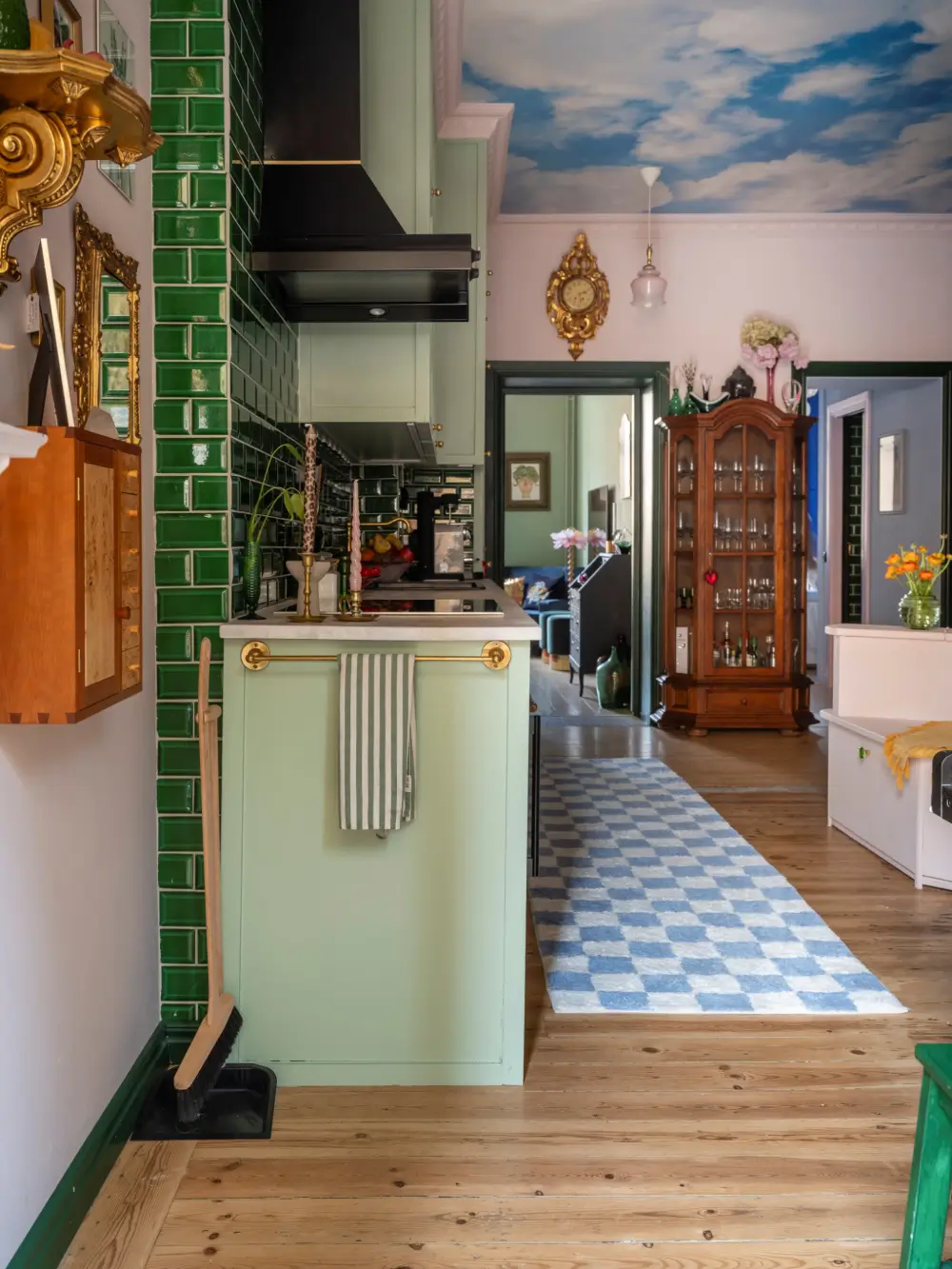 A Stockholm Apartment Color-Drenched in Green, Pink, and Blue Tones 8 cozy-colorful-turn-of-the-century-apartment-stockholm-nordroom